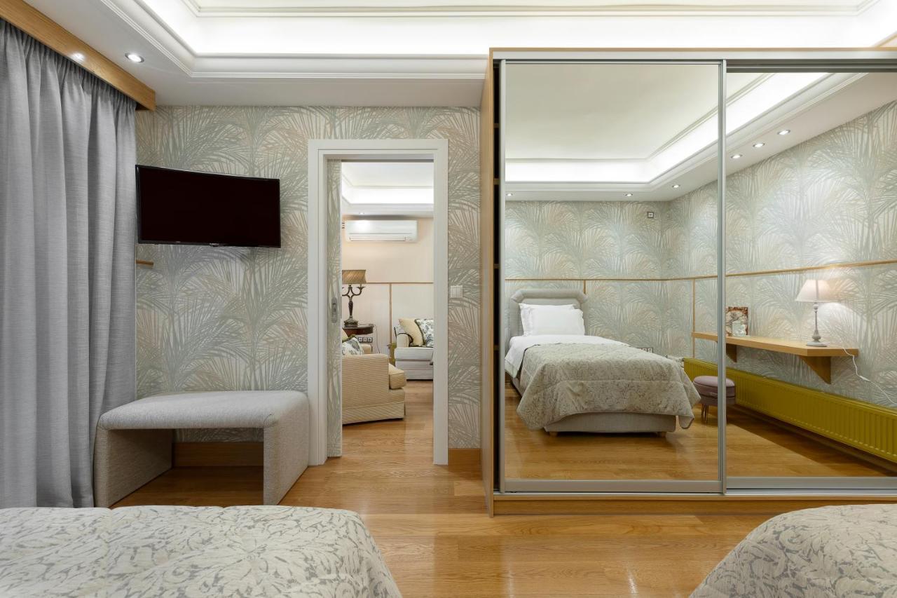 Vouliagmeni'S Elegance By Acropolis Suites Athens Exterior photo